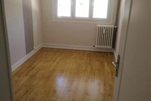 IMMO NANTES - Appartement T3 68m² Cholet centre (6)