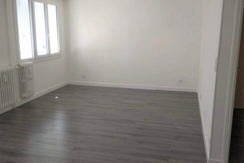 IMMO NANTES - Appartement T3 68m² Cholet centre (8)