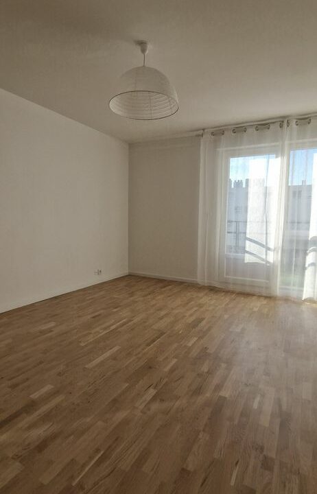 b-IMMO NANTES APPARTEMENT 5 PIÈCES 92M² CENTRE VANNES (4)