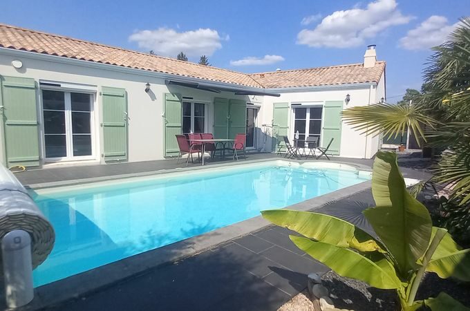 AGENCE IMMO NANTES MAISON AVEC PISCINE 5 PIÈCES 110M² 481M² CENTRE BOURG MONNIÈRES