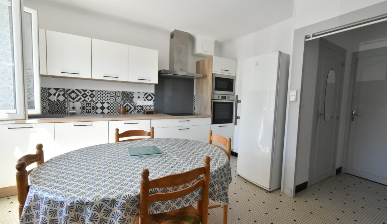 b-IMMO NANTES MAISON ÉVOLUTIVE 5 PIÈCES 86 M²A ÉTAGE 3 CHAMBRES + GARAGE SAINT-NAZAIRE (5)
