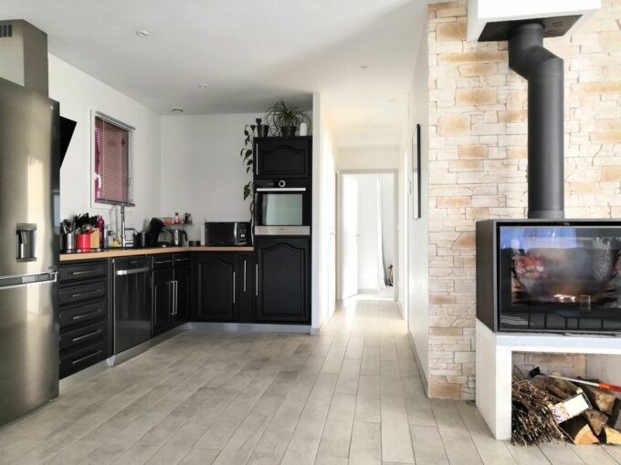 AGENCE IMMO NANTES MAISON PLAIN-PIED 88 M² 3 PIÈCES AVEC JARDIN 559 M² LES LUCS-SUR-BOULOGNE