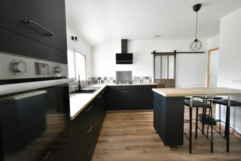 b-IMMO PORNIC MAISON 148M² 6 PIÈCES SUR 1200M² SAINT-PÈRE-EN-RETZ (5)