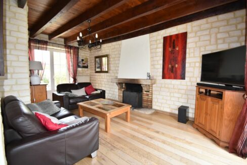 IMMO NANTES MAISON FAMILIALE 7 PIECES 146M² - TREILLIERES-min