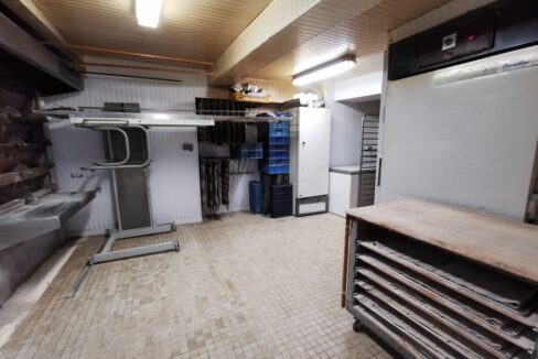 IMMO NANTES ENSEMBLE IMMOBILIER 7 PIÈCES 198M² CUGAND-min