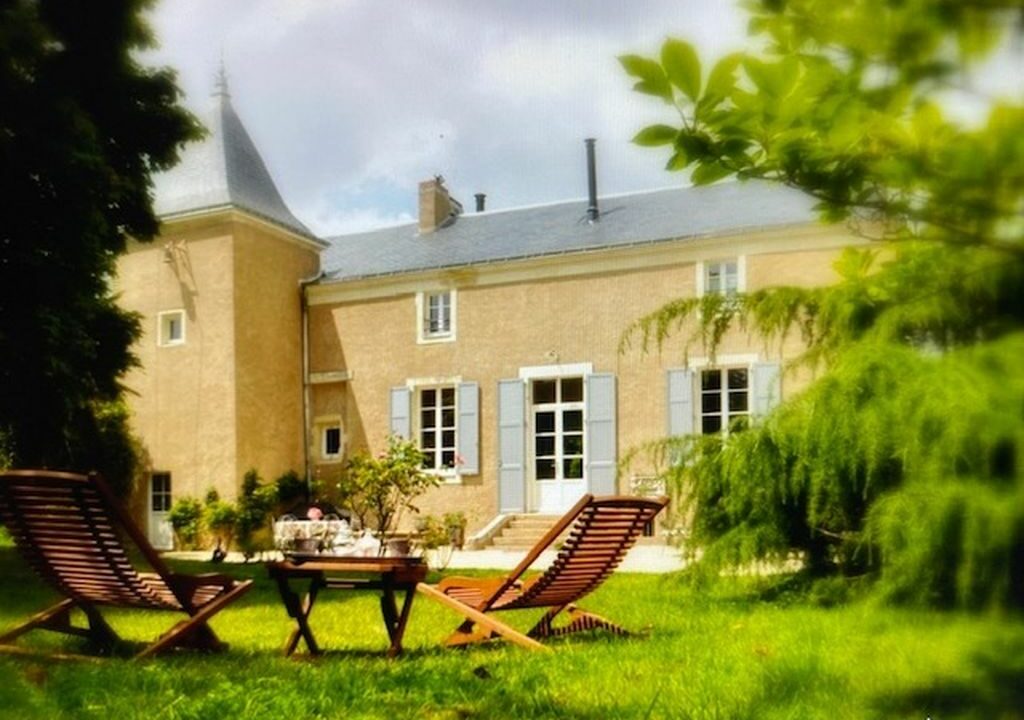 MANOIR 10 PIÈCES 300M² SUR PARC DE 9300M² HAUTE-GOULAINE-min