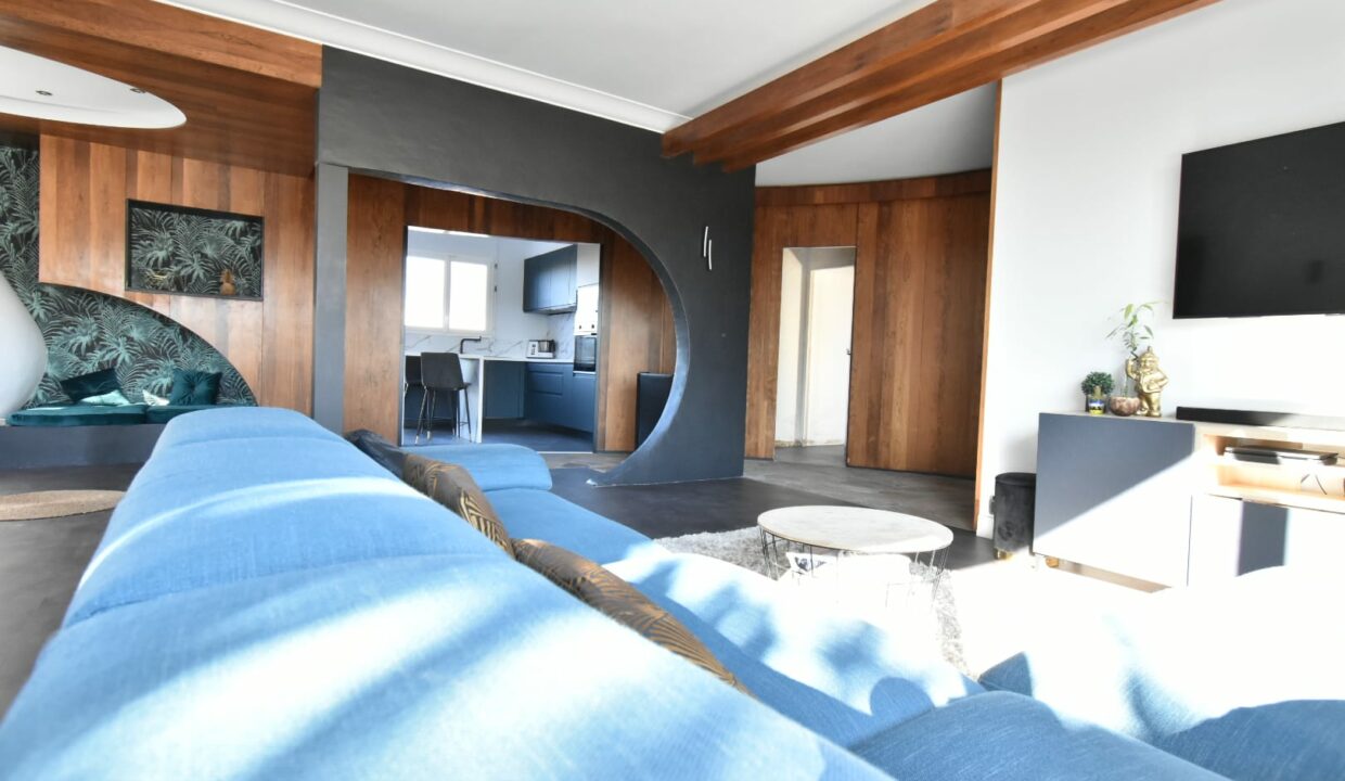 6 PIÈCES 160 M² 615 M² GENESTON, MAISON DE PLAIN PIED 160M2_1869 (7)