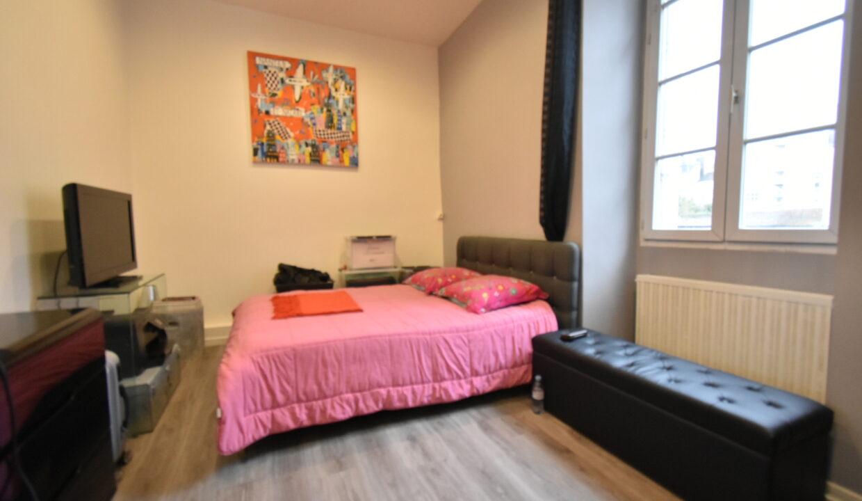 AGENCE IMMO NANTES APPARTEMENT T3 4 PIÈCES 114M² NANTES CENTRE - ROYALE