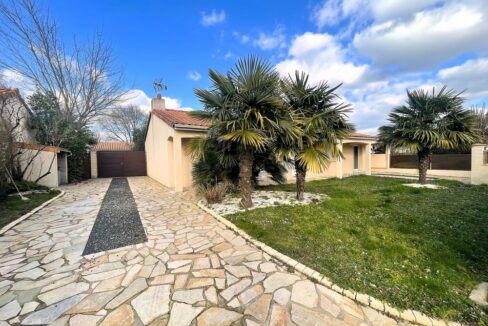 b-IMMO NANTES MAISON DE PLAIN PIED 6 PIÈCES 174M² 790M² SAINT-AIGNAN-GRANDLIEU (5)