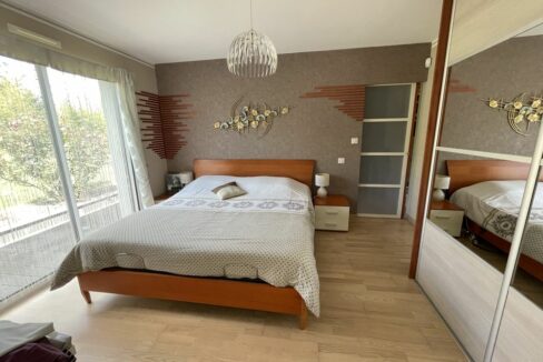 b-immo-7 pièces 177 m² 6743 m² Maison de 177m², 7 pièces 177 m² 6743 m² Saint-Philbert-De-Grand-Lieu. (4)