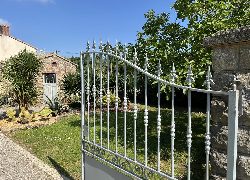 b-immo-5 pièces 127 m² 1233 m² Charmante Longère 127 m2 5 pièces Frossay (10)