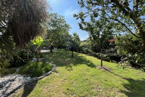b-immo-5 pièces 127 m² 1233 m² Charmante Longère 127 m2 5 pièces Frossay (13)
