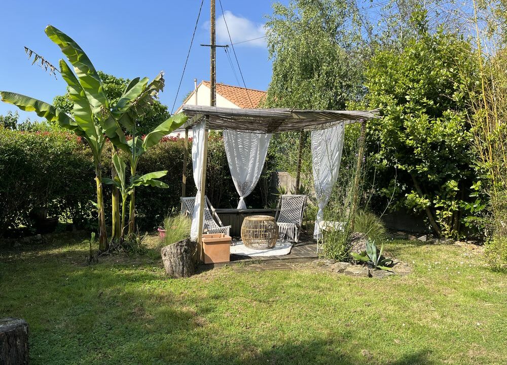 b-immo-5 pièces 127 m² 1233 m² Charmante Longère 127 m2 5 pièces Frossay (15)