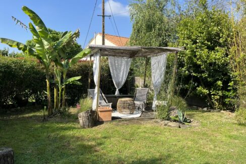 b-immo-5 pièces 127 m² 1233 m² Charmante Longère 127 m2 5 pièces Frossay (15)