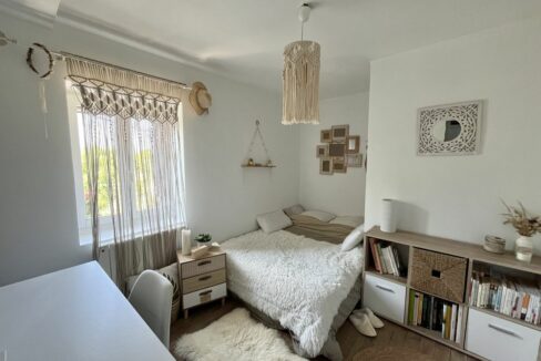 b-immo-5 pièces 127 m² 1233 m² Charmante Longère 127 m2 5 pièces Frossay (4)