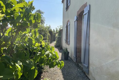 b-immo-5 pièces 127 m² 1233 m² Charmante Longère 127 m2 5 pièces Frossay (9)
