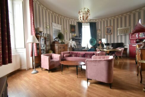 b-immo-6 pièces 132 m² Appartement atypique en bord de Loire et son magnifique parc, Champtoceaux (49271), La Varenne