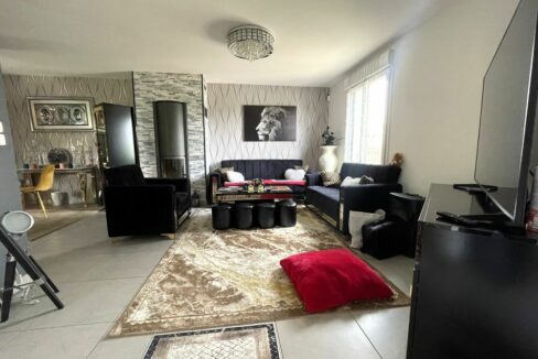 b-immo-6 pièces 150 m² 1332 m² Maison 150 m², Sainte-Luce Sur Loire (4)