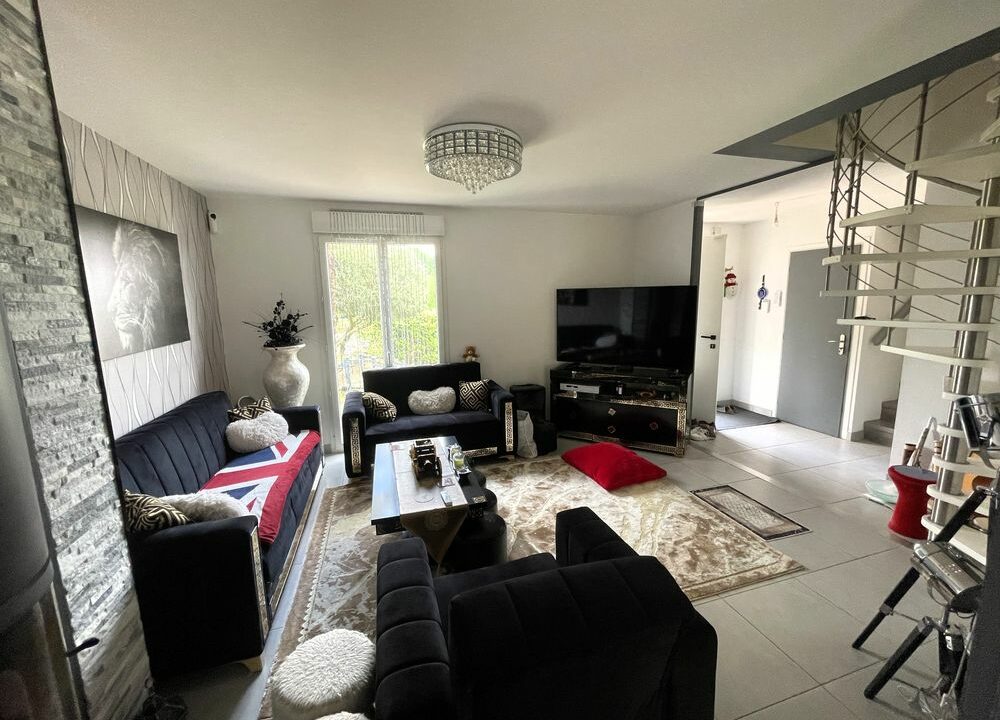 b-immo-6 pièces 150 m² 1332 m² Maison 150 m², Sainte-Luce Sur Loire (6)
