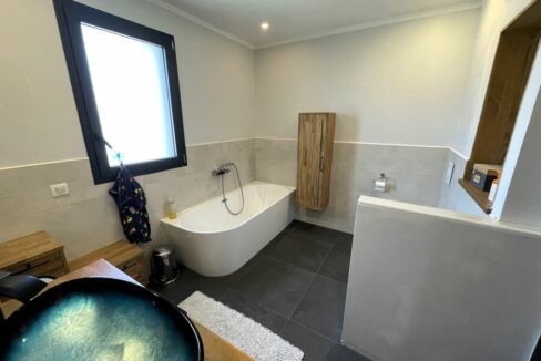 b-immo-8 pièces 215 m² 830 m², Belle Villa 215 m² La Plaine Sur Mer. (1)
