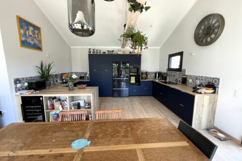 b-immo-8 pièces 215 m² 830 m², Belle Villa 215 m² La Plaine Sur Mer. (13)