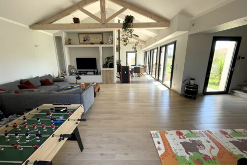 b-immo-8 pièces 215 m² 830 m², Belle Villa 215 m² La Plaine Sur Mer. (14)