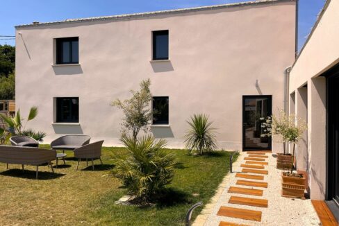 b-immo-8 pièces 215 m² 830 m², Belle Villa 215 m² La Plaine Sur Mer. (5)