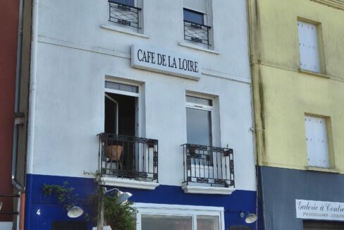 IMMO PORNIC MAISON BORD DE LOIRE SUR 3 ETAGES 7 PIECES 172 M² AVEC BAIL LOCATIF FOND DE COMMERCE PAIMBOEUF 4
