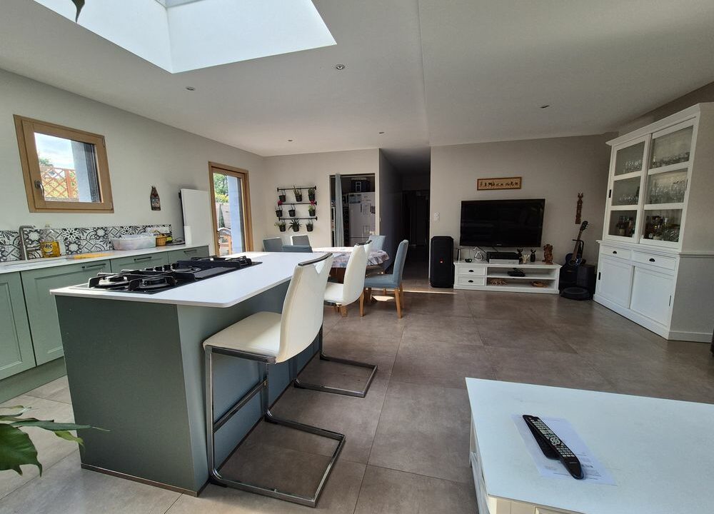 b-IMMO PORNIC MAISON CONTEMPORAINE 142M² SUR 777M² SAINT-BRÉVIN-LES-PIN (19)