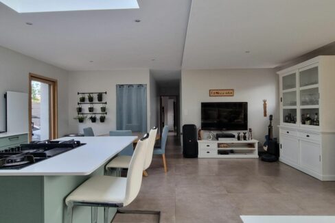 b-IMMO PORNIC MAISON CONTEMPORAINE 142M² SUR 777M² SAINT-BRÉVIN-LES-PIN (24)