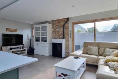 b-IMMO PORNIC MAISON CONTEMPORAINE 142M² SUR 777M² SAINT-BRÉVIN-LES-PIN (26)