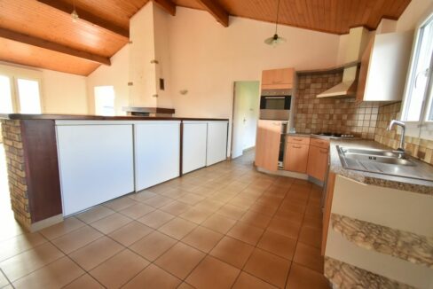 b-immo-3-pieces-106.31-m²-664-m²-Saint-Brevin-maison-de-plain-pied-aved-2-grands-garages-6