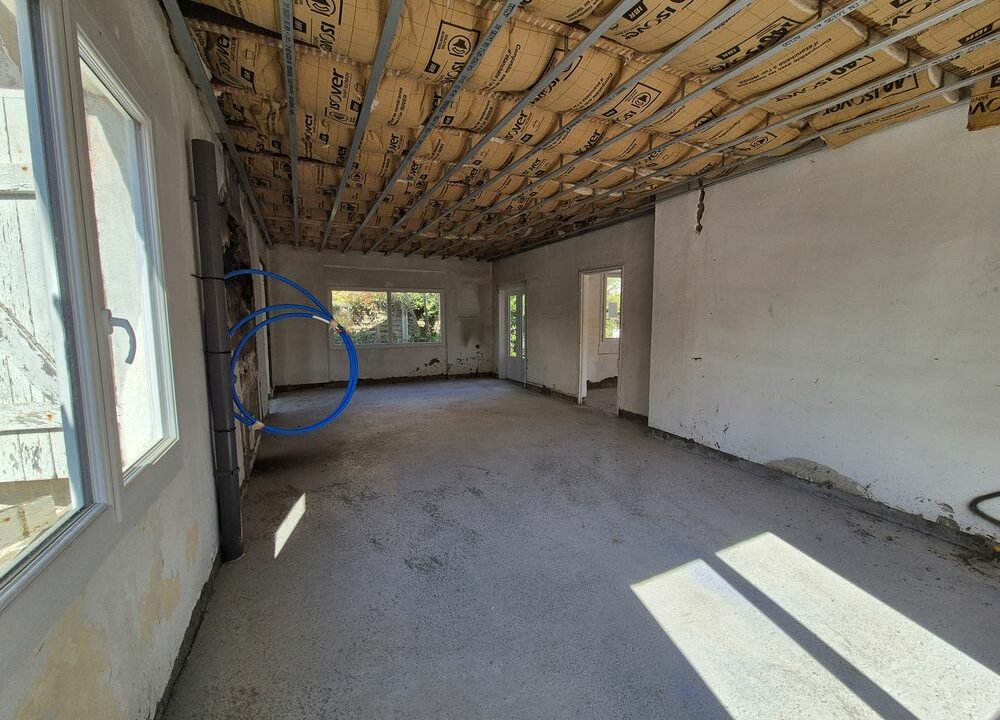 b-immo-5-pieces-120-m²-318-m²-MAISON-5-PIECES-a-finir-de-Renover-et-Agencer-120m²-3-chambres-St-BREVIN-L-Ocean-1