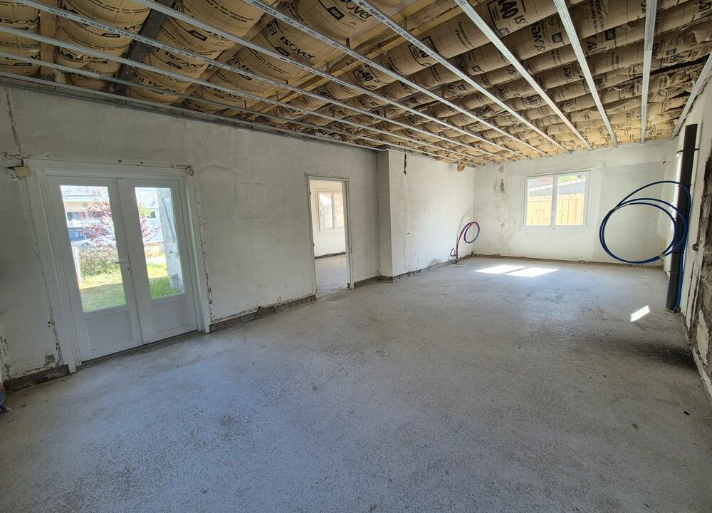 b-immo-5-pieces-120-m²-318-m²-MAISON-5-PIECES-a-finir-de-Renover-et-Agencer-120m²-3-chambres-St-BREVIN-L-Ocean-8