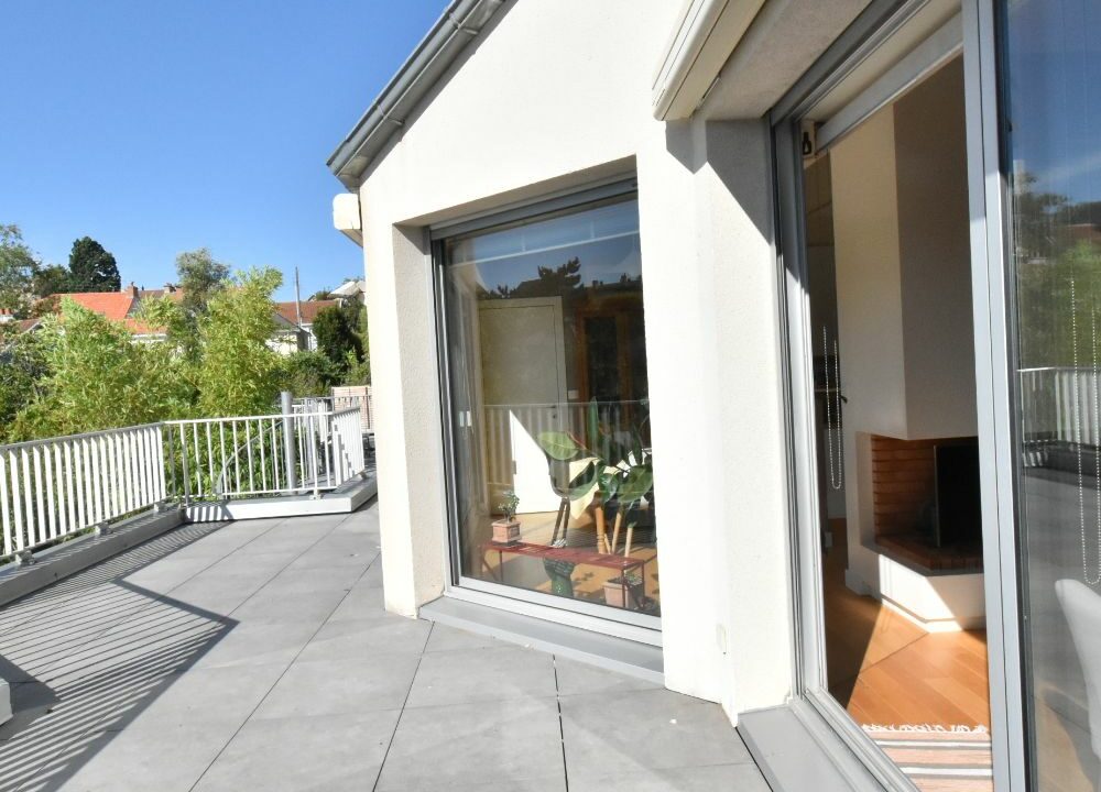 b-immo-5 pièces 92.36 m² Nantes Procé Duplex de 92m2, sa vaste terrasse et piscine en exclusivité (6)