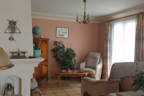 b-immo-6-pieces-117-m²-MAISON-proche-du-centre-6-pieces-117m²-4-chambres-Saint-VIAUD-44320-5