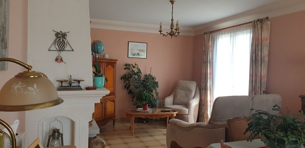 b-immo-6-pieces-117-m²-MAISON-proche-du-centre-6-pieces-117m²-4-chambres-Saint-VIAUD-44320-5