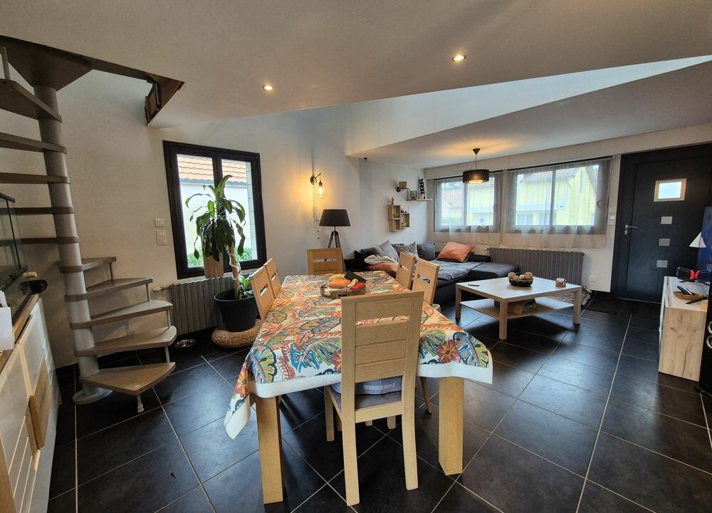 b-immo-7-pieces-106-m²-375-m²-MAISON-Ville-7-Pieces-Toute-Renovee-Foyer-cocon-pour-Famille-19