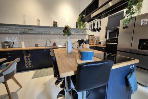 b-immo-7-pieces-120-m²-152-m²-MAISON-Ville-7-Pieces-Toute-Renovee-Foyer-cocon-pour-Famille-2