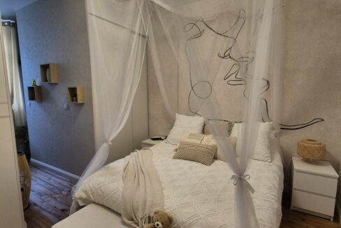 b-immo-7-pieces-120-m²-152-m²-MAISON-Ville-7-Pieces-Toute-Renovee-Foyer-cocon-pour-Famille-4
