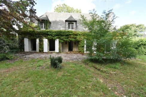 b-immo-7 pièces 223.5 m² 3532 m² - Maison de 230 m2 à rénover sur terrain de 3500 m2, Orvault Petit-Chantilly (12)