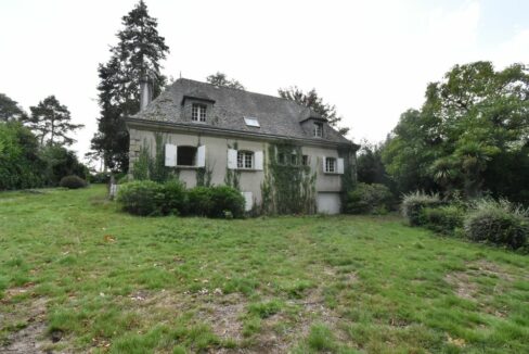b-immo-7 pièces 223.5 m² 3532 m² - Maison de 230 m2 à rénover sur terrain de 3500 m2, Orvault Petit-Chantilly (13)