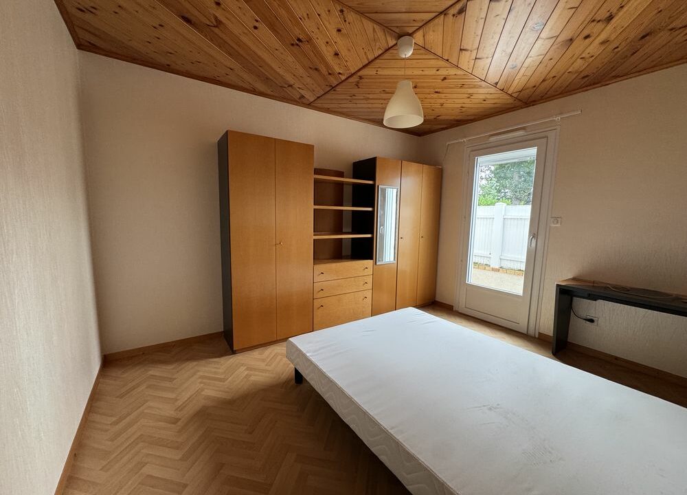 b-immo-8 pièces 145 m² 669 m² - maison 5 chambres de 145 m2, Basse-Goulaine - pôle sud (5)