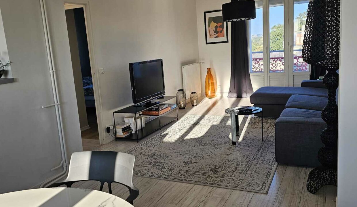 3 pièces 69.39 m² VENTE APPARTEMENT TYPE 3 , 6e etage, 2 chambres, cave et parking, Quartier RPT DE PARIS CHASSAGNE à NANTES (44) 24
