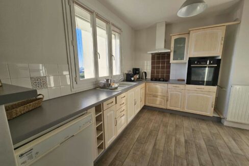 3 pièces 69.39 m² VENTE APPARTEMENT TYPE 3 , 6e etage, 2 chambres, cave et parking, Quartier RPT DE PARIS CHASSAGNE à NANTES (44) 4