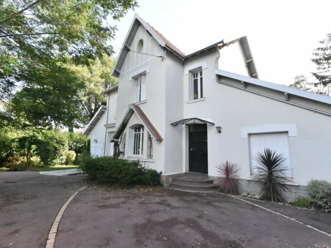 b-immo-7 pièces 204 m² 924 m² - maison ancienne de 205 m2 - 4 chambres - garage, Orvault - Mulonnière (2)