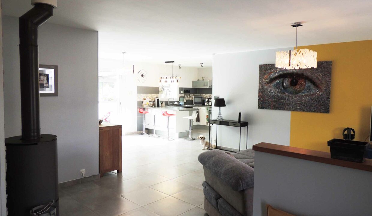 TOUT A PIED - MAISON de 2008- PLAIN-PIED- 4 chambres & JARDIN 6