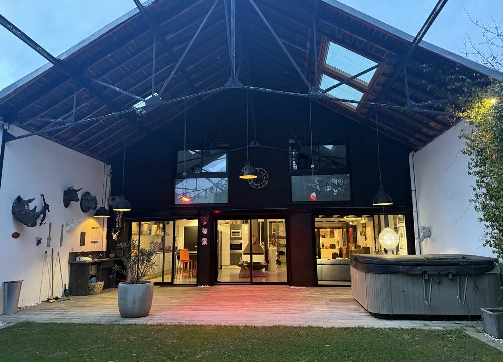 b-IMMO NANTES MAISON 204 M² 7 PIÈCES CENTRE-VILLE CHOLET (2)