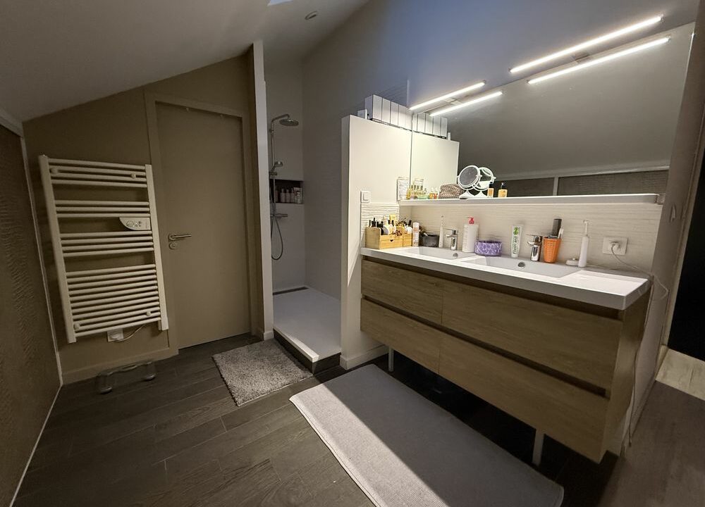 b-IMMO NANTES MAISON 204 M² 7 PIÈCES CENTRE-VILLE CHOLET (20)