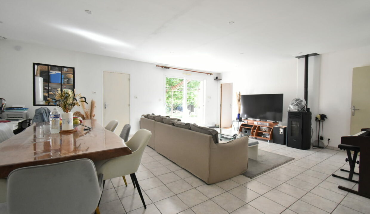 Couëron, maison de 2005, plain pied 3 chambres 3